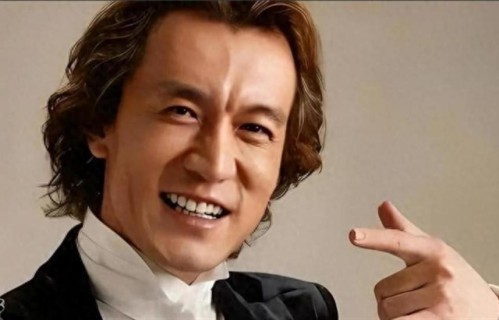 时隔多年李咏死因被揭开，妻子哈文道破真相，难怪选择葬身美国！