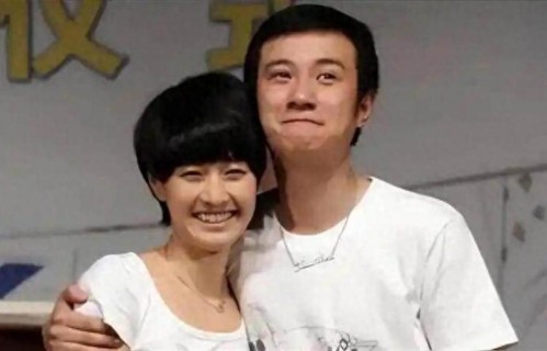 父女同框掀旧账，昔日恋人成陌路，真相背后谁在沉默