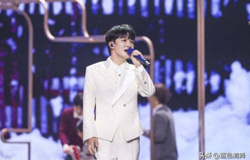 五月天的演唱会，周深22声五迷老师花式哄粉，藏着善良与情商