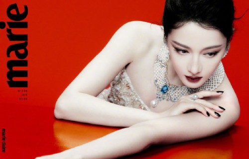 迪丽热巴的时尚资源与影视实绩如何相互推动？