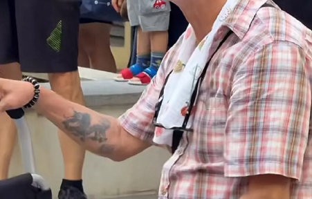 79岁狄龙烈日拍戏，曾拒姜文却被王宝强打动