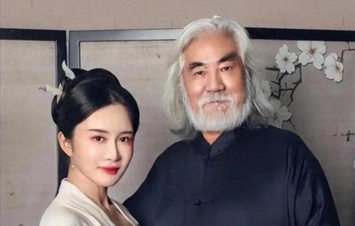 牡丹花下死！张纪中被爆提前转移财产，杜星霖终究成了小丑
