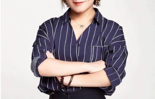 和程璐离婚五年后，39岁思文再嫁生子，新丈夫是个普通的好人！