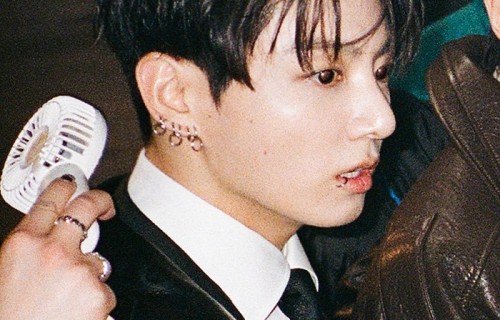 田柾国超话引发粉丝讨论