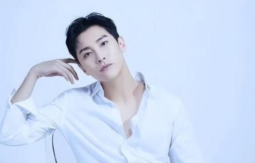 谁想到！退圈才2年的他突然官宣当爸，二代团的青春真的落幕了！