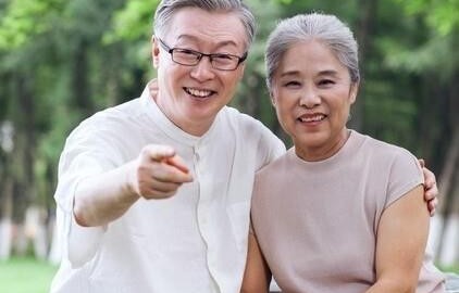 65岁老太太的忠告：哪怕没有了夫妻生活，也别轻易和老伴分床睡