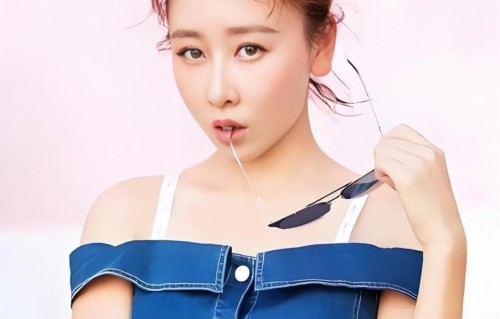 43岁毛俊杰近况曝光！离婚后独自带娃，定居上海别墅尽享单身生活