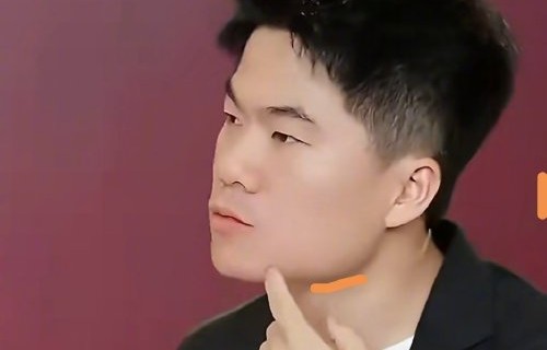 董宇辉为什么说自己看了500遍大话西游？|周星驰|修辞|数字|尴尬|直播间