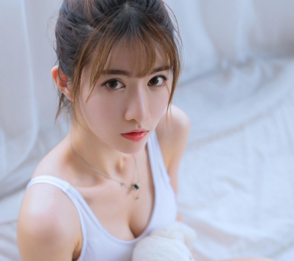 表演式努力彻底翻车!陈奕天实干真性情,成内娱清流标杆|张雅琪|艺人|流量|营销|实绩