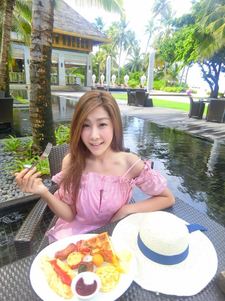 张凌赫出道前旧照曝光 青涩校草到古装美男的进化太惊人|田曦薇|逐玉|苍兰诀|宁安如梦|曾庆杰