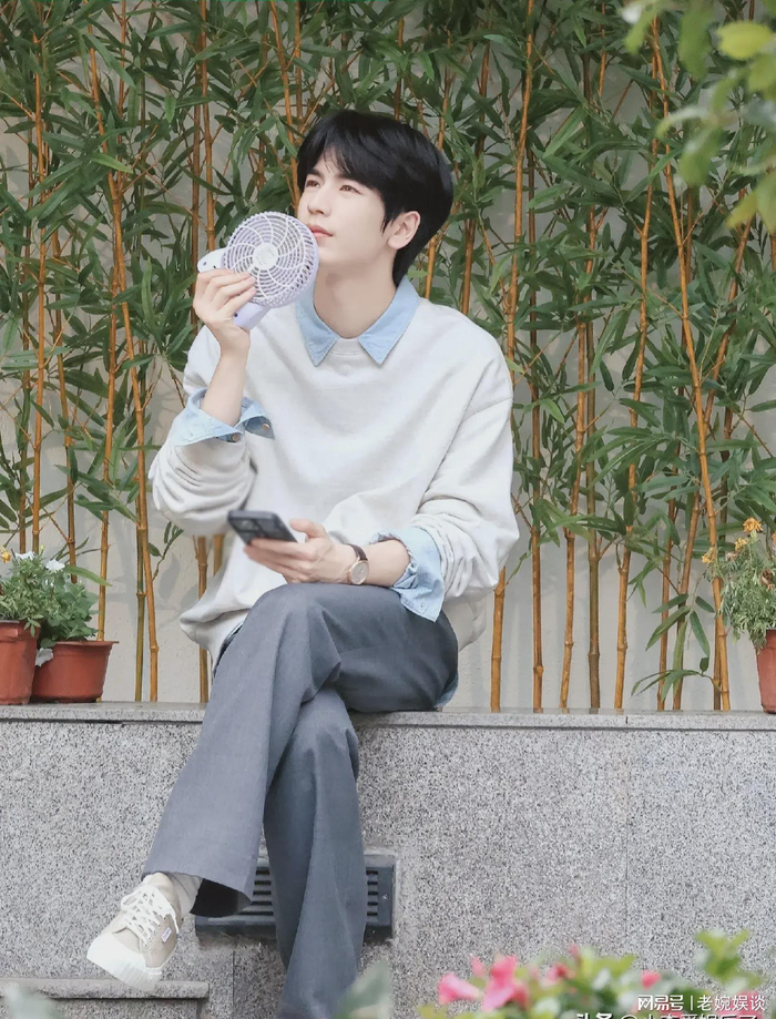  打开网易新闻 查看精彩图片 