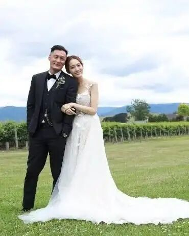 余文乐跟台湾「皮带千金」王棠云结束9年婚姻。(网上图片)