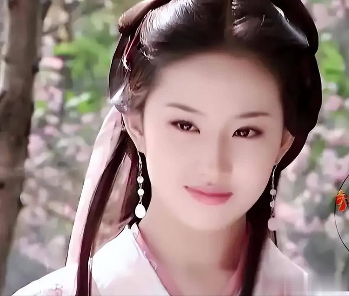 哪怕近几年没有频繁出新作品,荧幕留下的经典形象依旧深入人心。