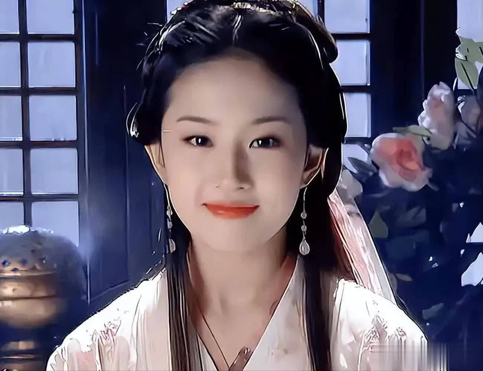 这些年全网几乎扒不出她的新恋情,一心专注自己的生活和事业节奏。