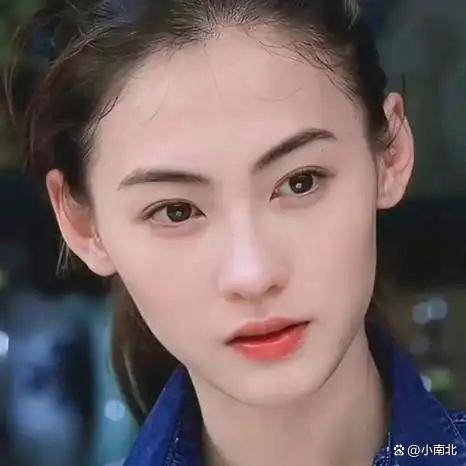 教育学者指出,健康的家庭教育的核心,是将孩子的成长轨迹与父母自身的价值感分离。当母凭子贵变成孩子的成就等于父母的荣辱,这种错位的亲子关系,会给孩子施加沉重心理压力。而张柏芝的育儿方式,恰恰避开了这个陷阱——她支持Lucas选择音乐而非剑桥,陪伴Quintus追求体育梦想,同时细心呵护Marcus,让三个孩子各自成长为独立而有温度的人。