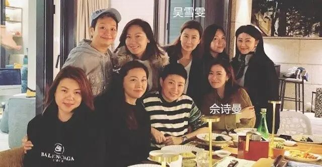 近日网上流出吴雪雯与佘诗曼聚会照片。
